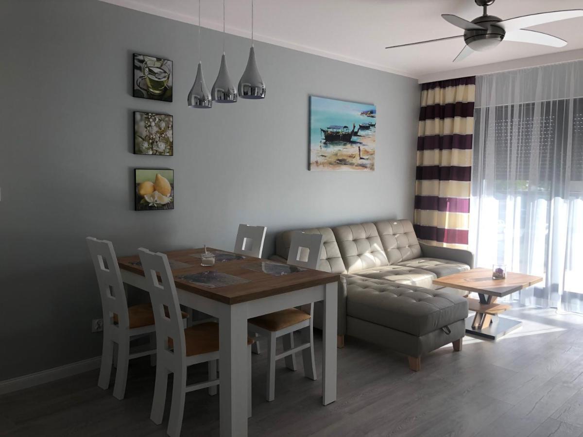 Gardenia Apartament Przy Plazy 17 Dziwnów Exterior foto